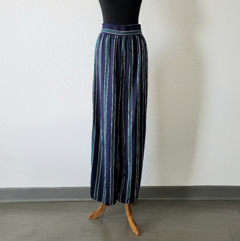 Wide leg pants
